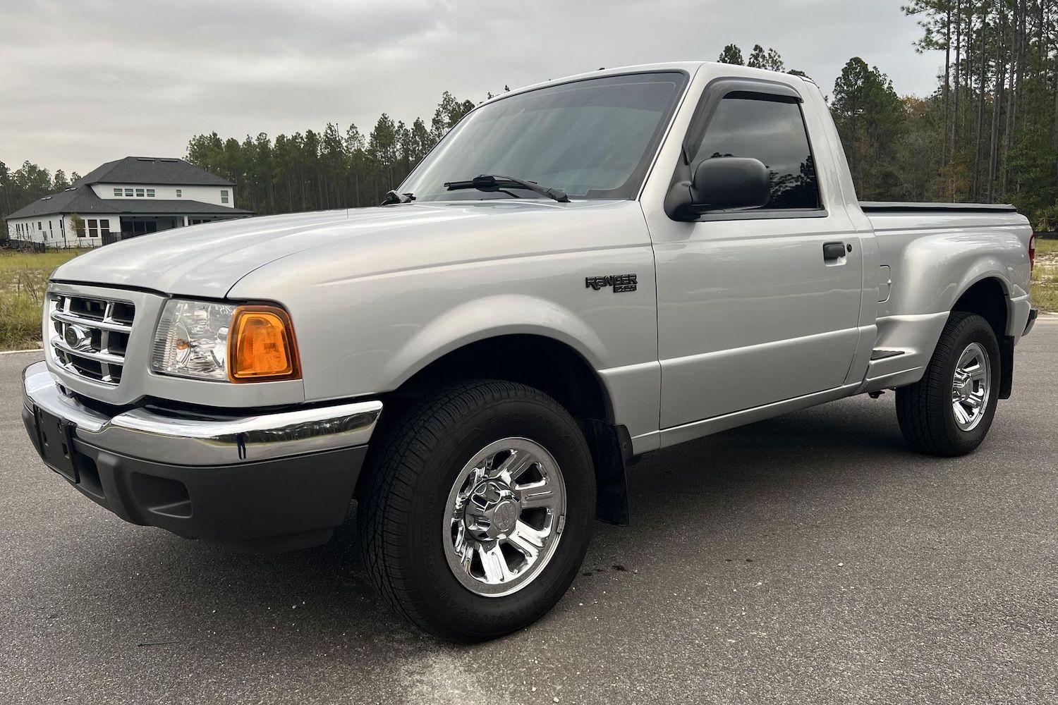 2001 Ford Ranger XLT Flareside With 41K Miles Up For Auction