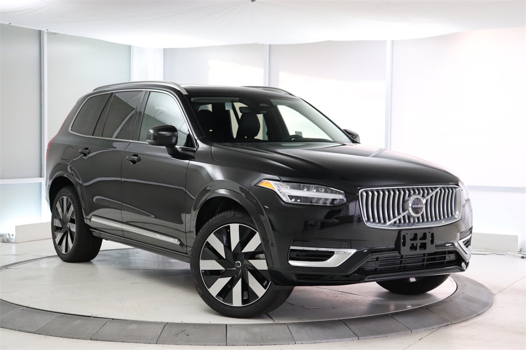 New 2023 Volvo XC90 Recharge Plug-In Hybrid Ultimate 4D Sport Utility in  Pasadena #26230082 | Rusnak Auto Group