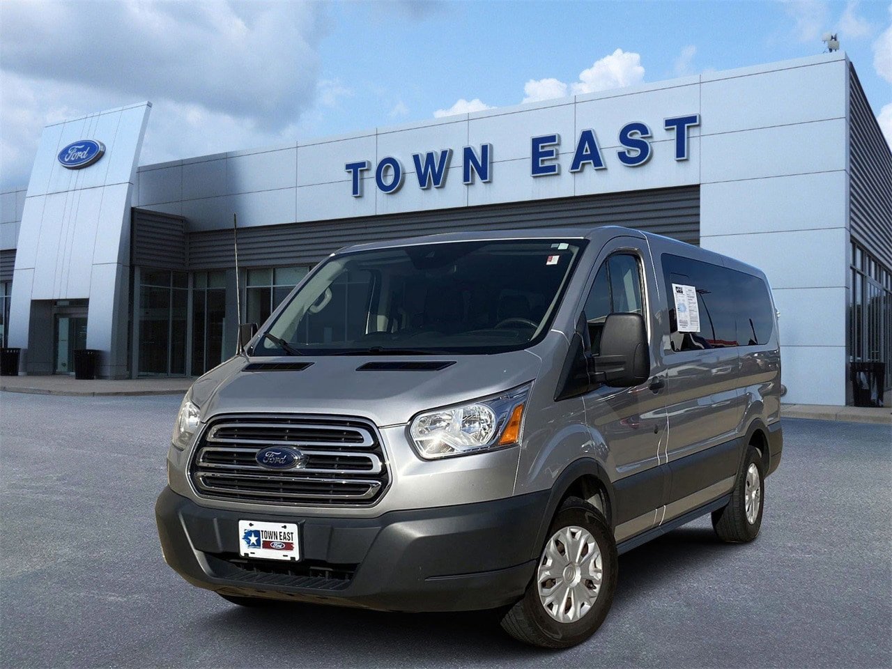 Used 2017 Ford Transit 150 for Sale in Arlington, TX (Test Drive at Home) -  Kelley Blue Book