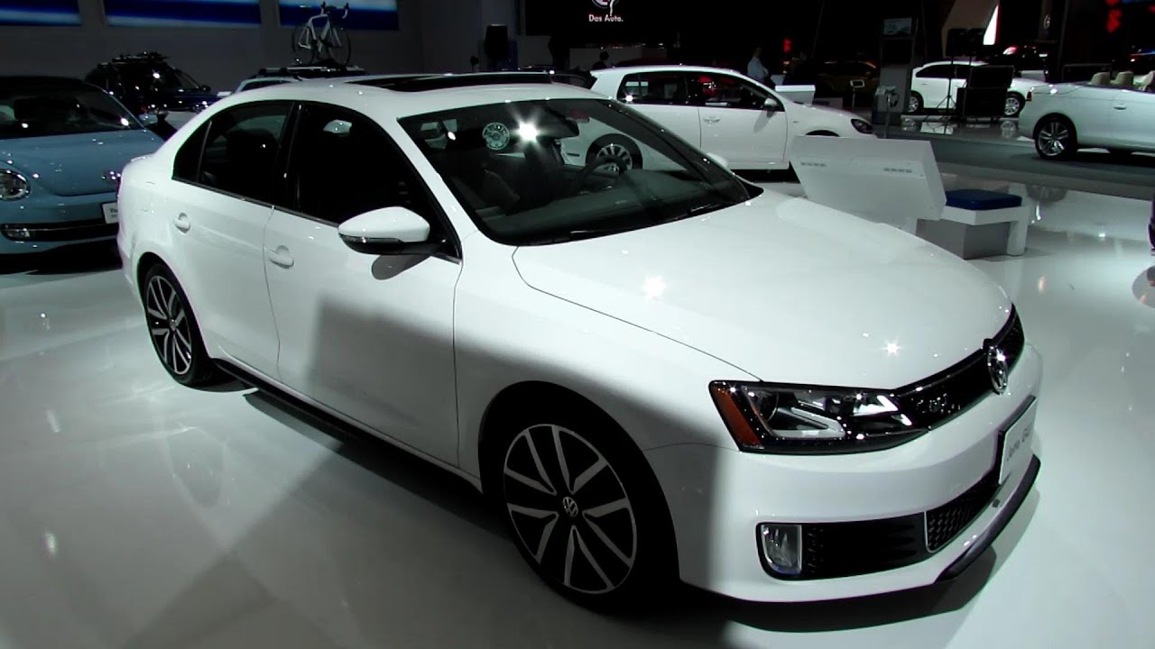 2013 Volkswagen Jetta GLI - Exterior and Interior Walkaround - 2013 Toronto  Auto Show - 2013 CIAS - YouTube
