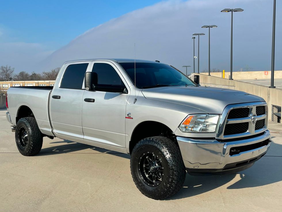 2013 Ram 2500 Srw Cummins DIESEL 6-SPEED MANUAL 4X4 70K MILE KILLER LOOK  RARE | Westville New Jersey | King of Cars and Trucks