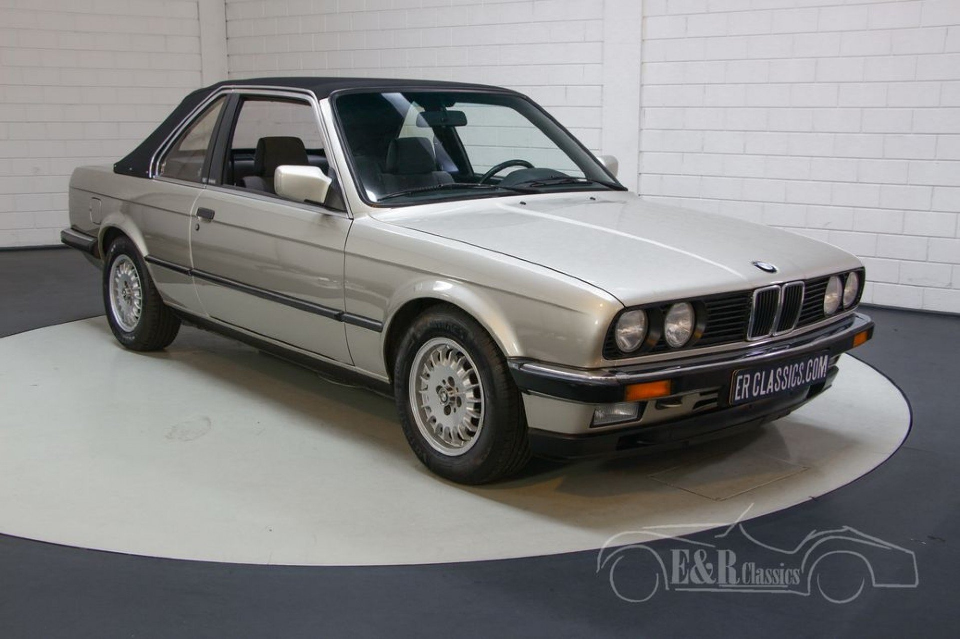 BMW 320 for sale at ERclassics
