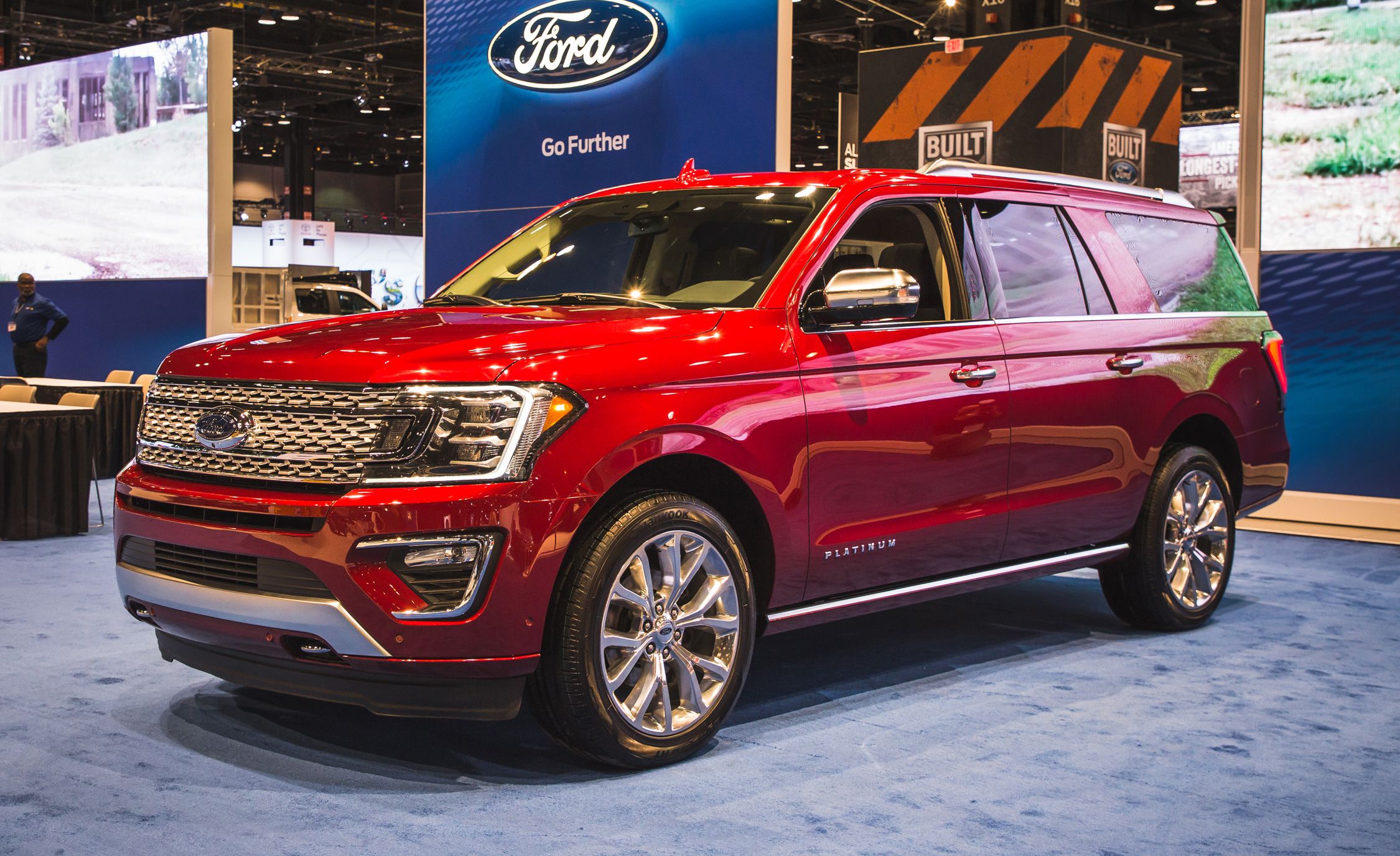 2018 Ford Expedition Photos and Info &#8211; News &#8211; Car and Driver