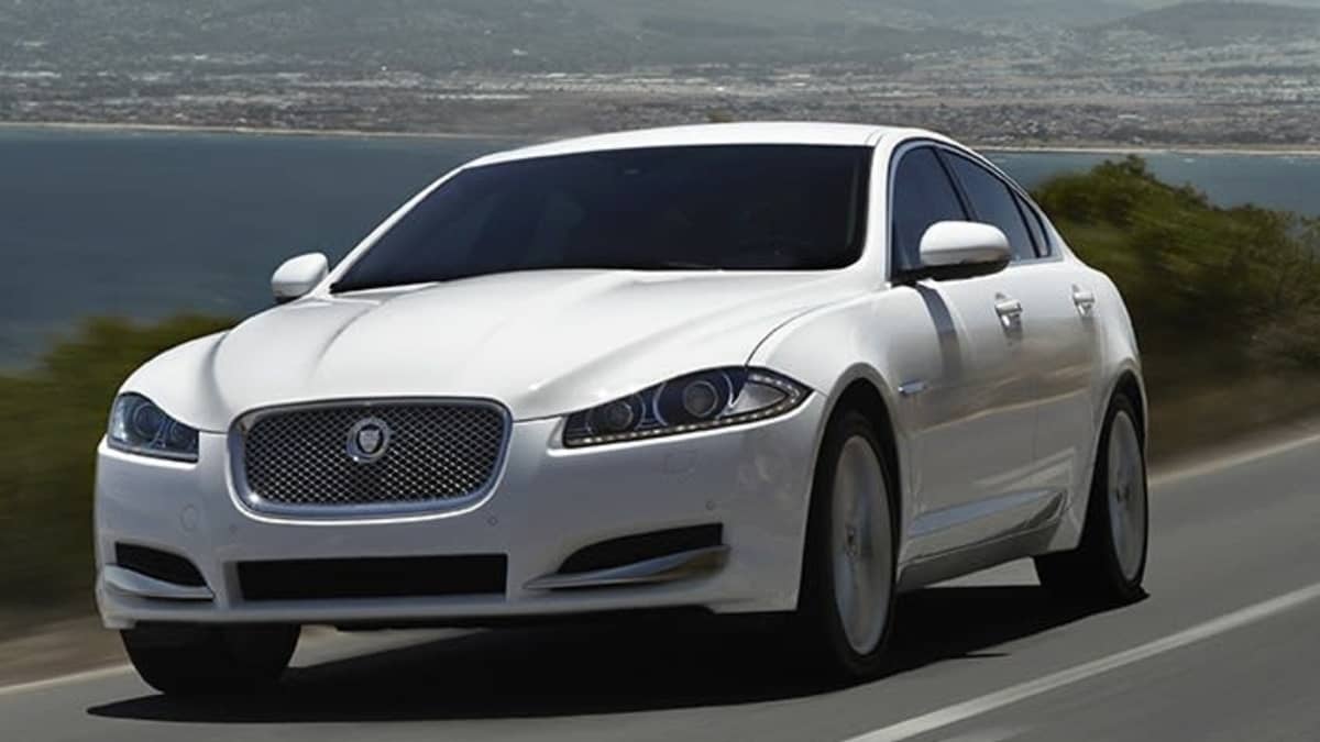 2012 Jaguar XF Review - Drive