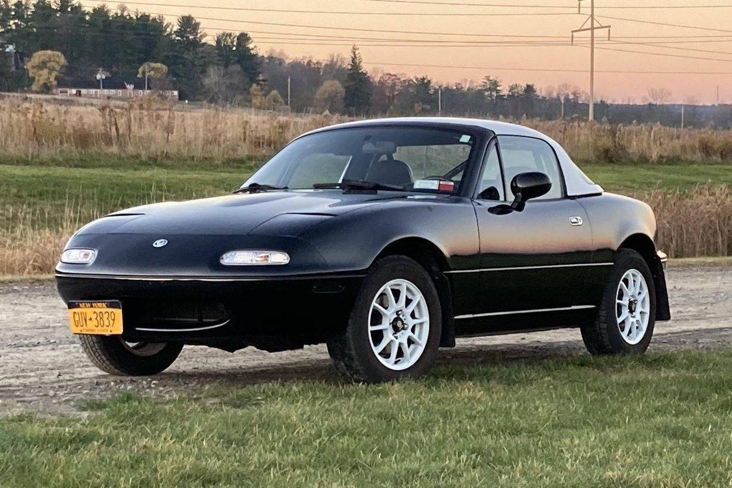 1997 Mazda MX-5 Miata auction - Cars & Bids