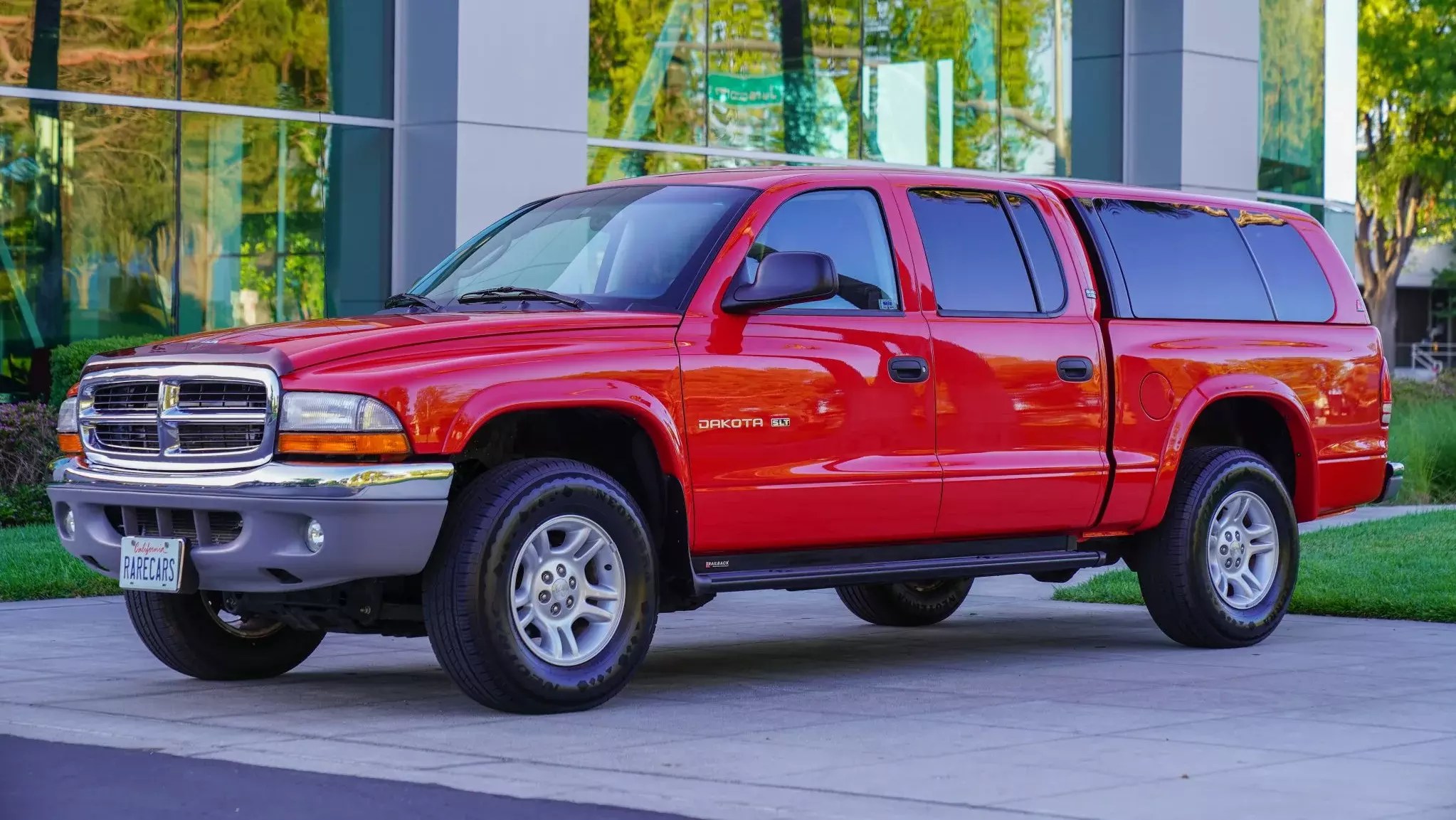 Can You Guess How Much This 2001 Dodge Dakota SLT Quad Cab 4x4 Went For  Recently? - MoparInsiders