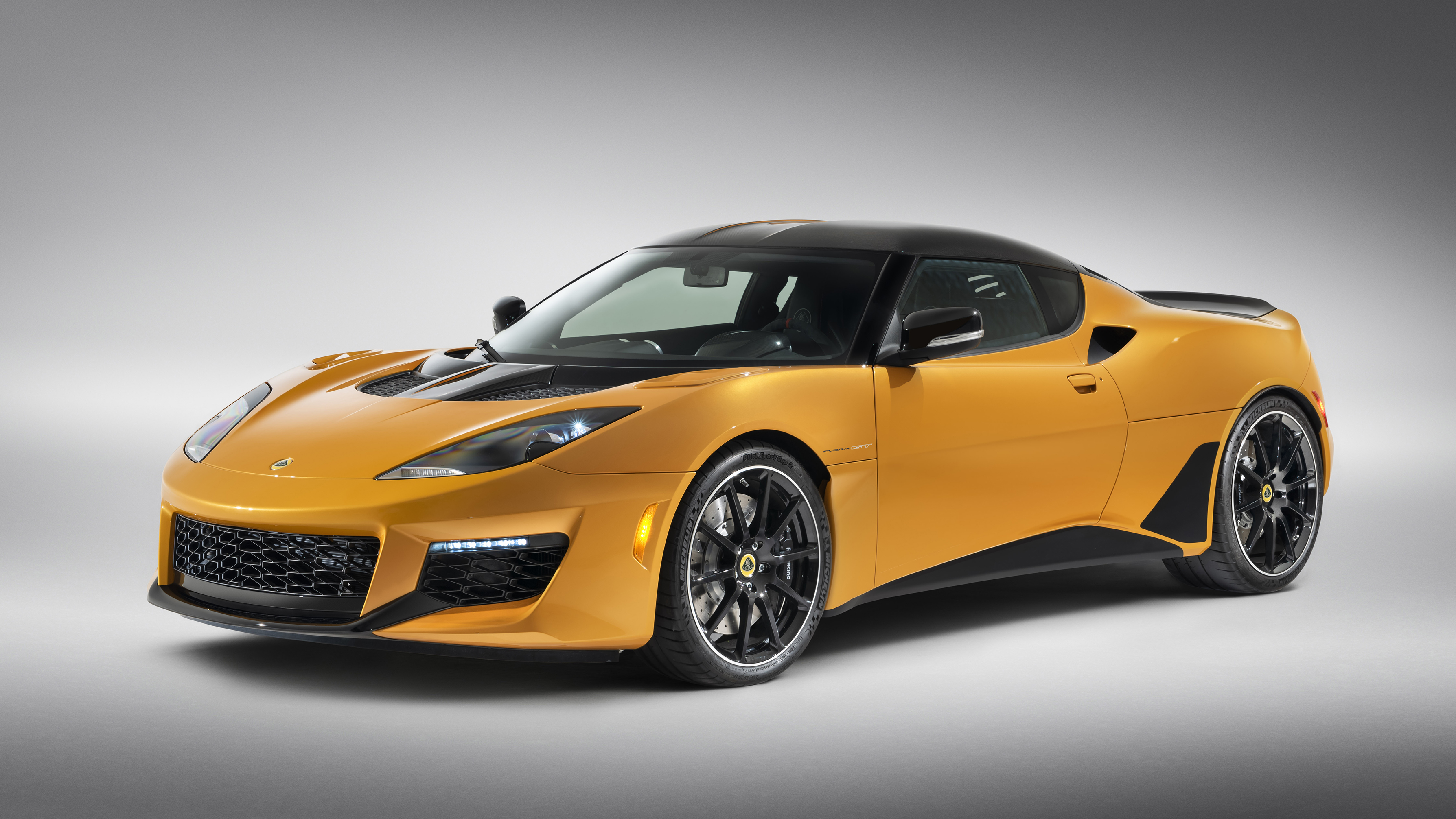 The Lotus Evora GT is lighter and faster for 2020 | Top Gear
