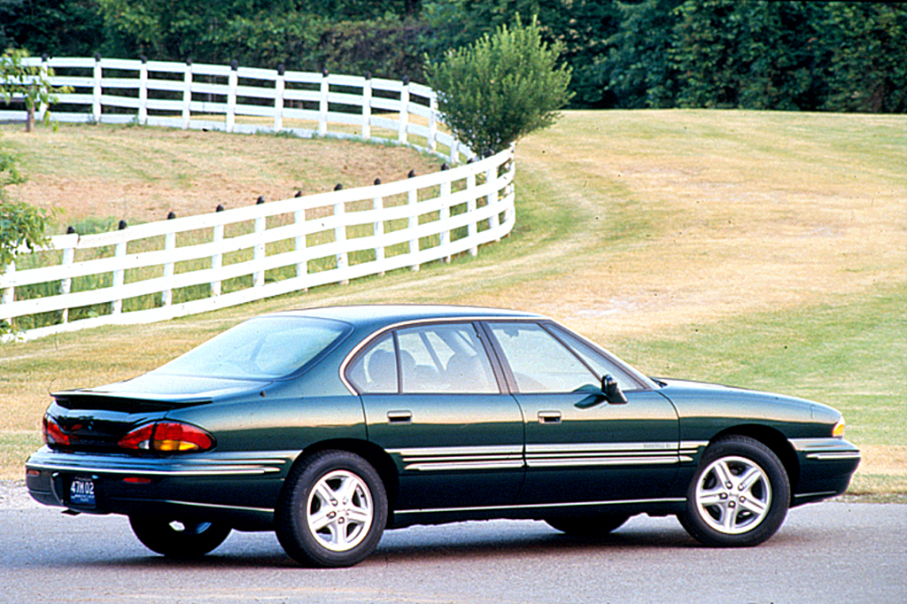 1992-99 Pontiac Bonneville | Consumer Guide Auto