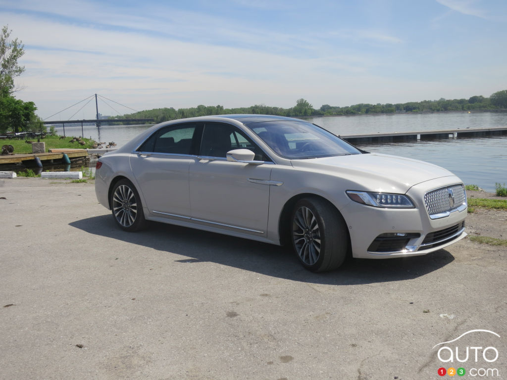 2019 Lincoln Continental review | Car Reviews | Auto123