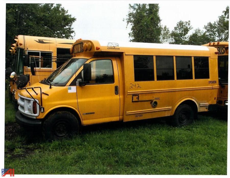 Auctions International - Auction: Brewster CSD, NY #15687 ITEM: 2001  Chevrolet Express 3500 Mini School Bus