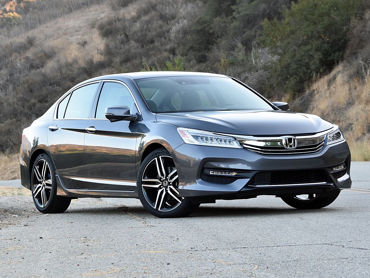 Ratings and Review: The 2017 Honda Accord is imperfect, yet it might just  be the perfect midsize family sedan – New York Daily News