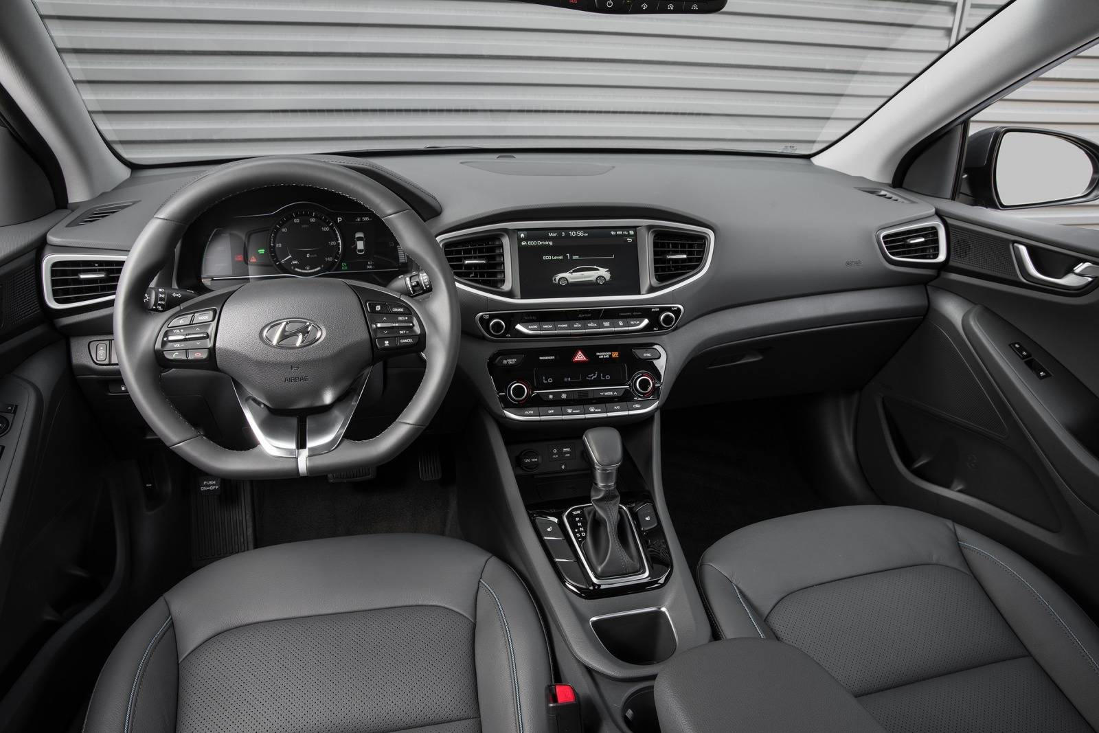 2019 Hyundai Ioniq Hybrid Interior Photos | CarBuzz
