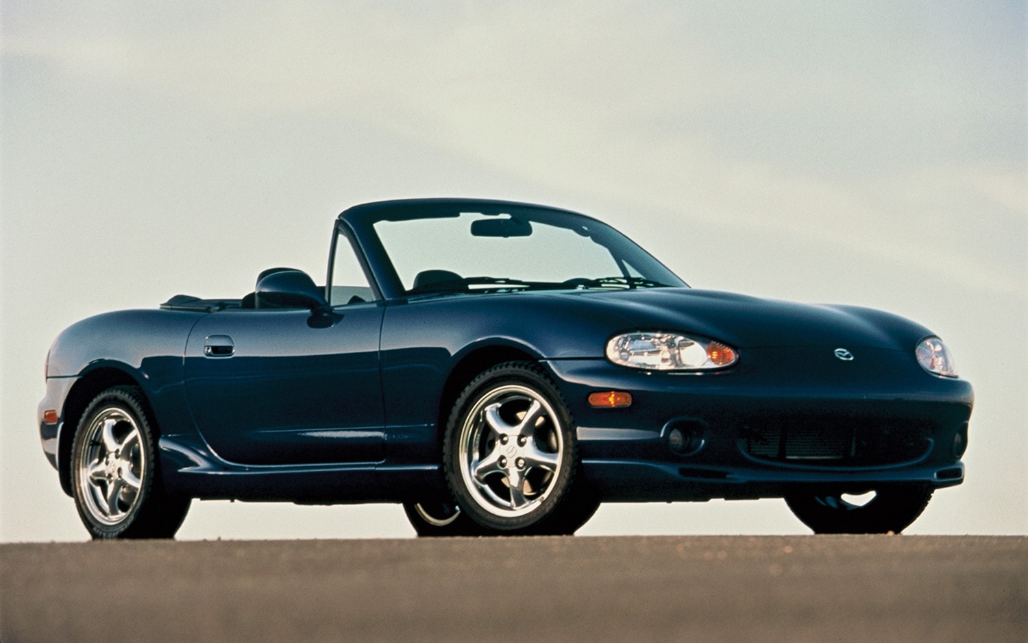 1999 Mazda MX-5 Miata Review