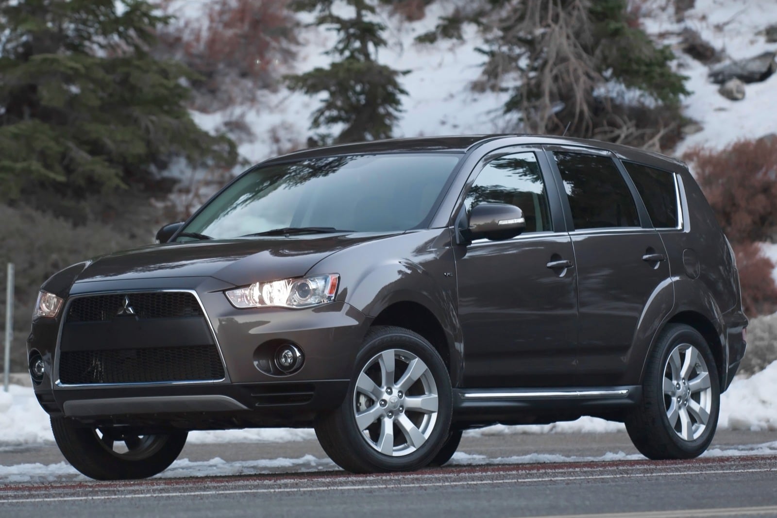 2012 Mitsubishi Outlander Review & Ratings | Edmunds