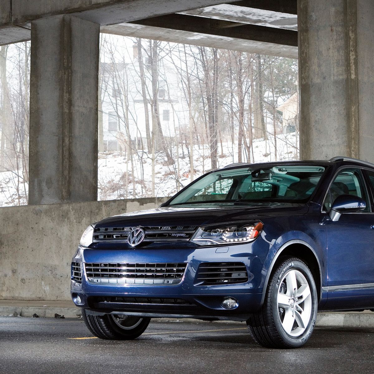 2011 Volkswagen Touareg Hybrid Test &ndash; Review &ndash; Car and Driver
