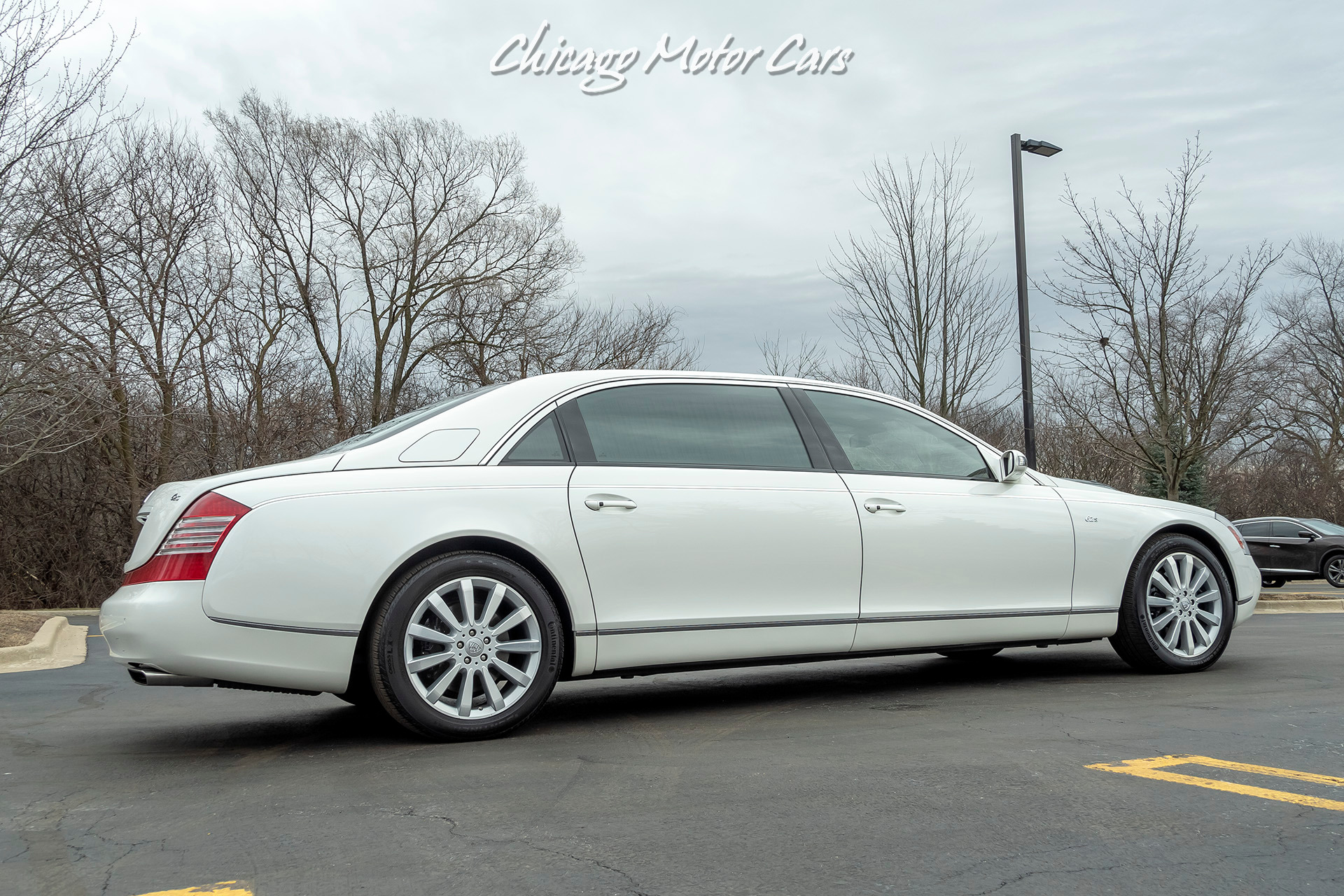 Used 2009 Maybach 62S Sedan w/Partition For Sale (Special Pricing) |  Chicago Motor Cars Stock #16840