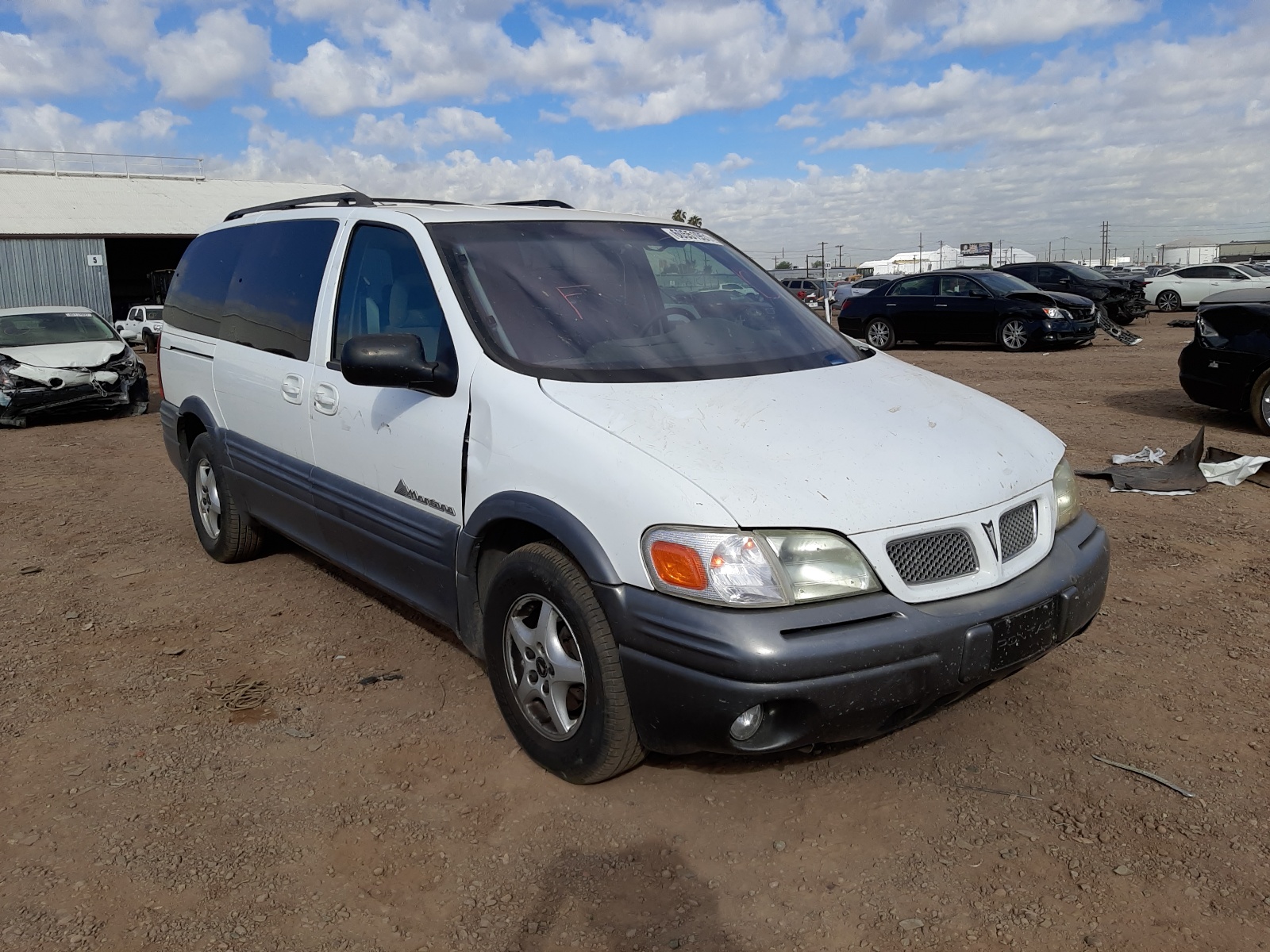 PONTIAC MONTANA 2000, 1GMDX03E7YD100472 — Auto Auction Spot