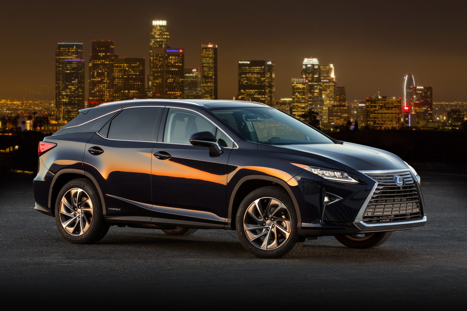 2018 Lexus RX 450h 004 - Lexus USA Newsroom