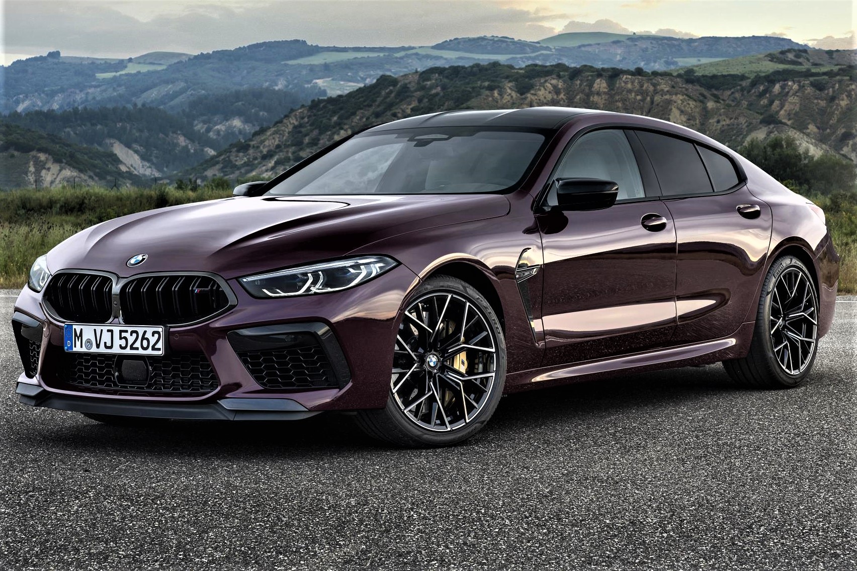 BMW M8 Gran Coupe Unveiled | WardsAuto