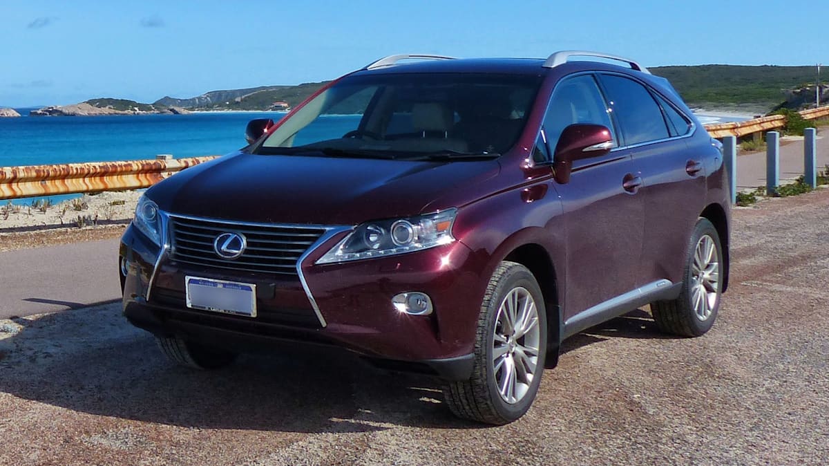 2013 Lexus RX450h Luxury Review - Drive