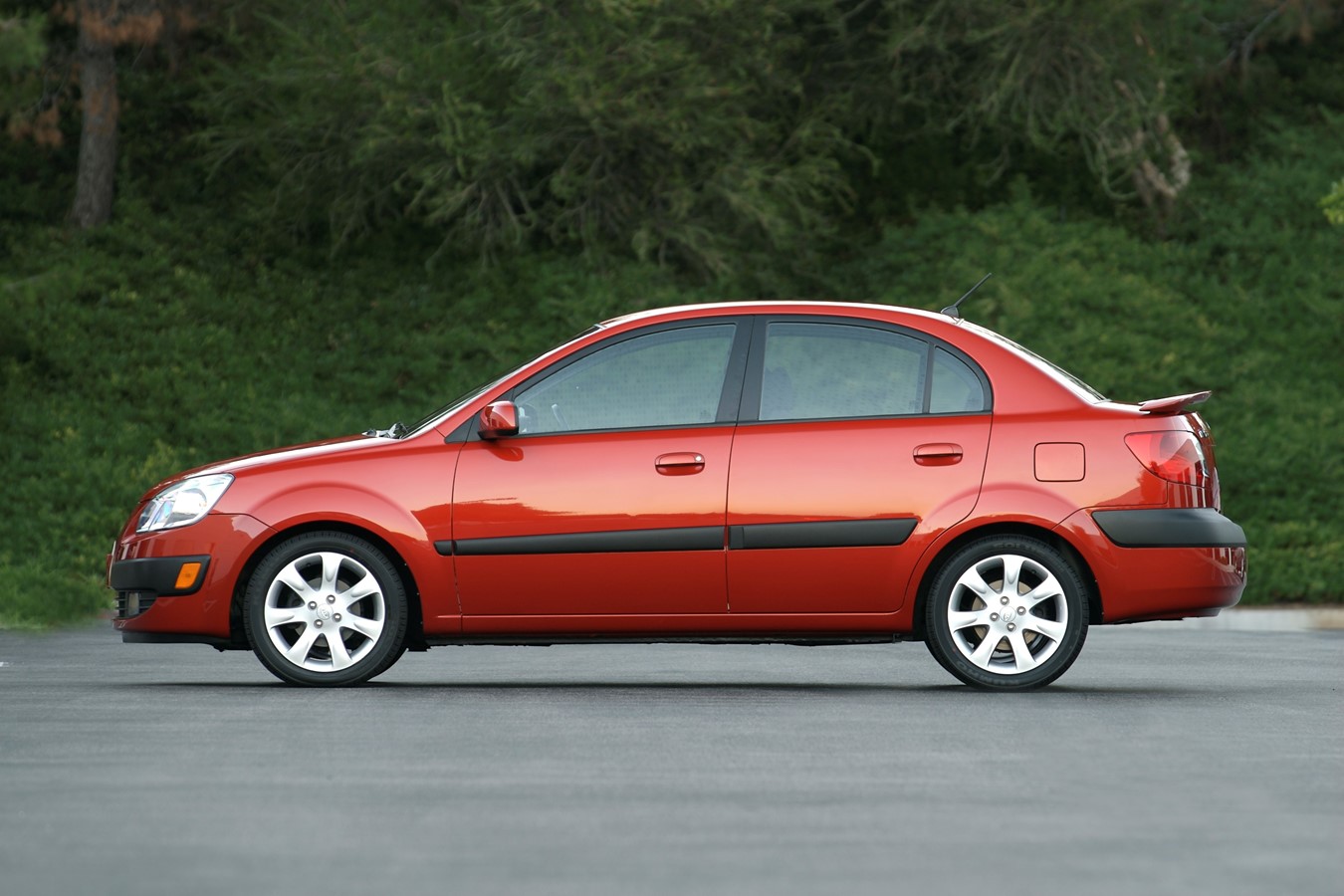 2009 Kia Rio Photos & Videos