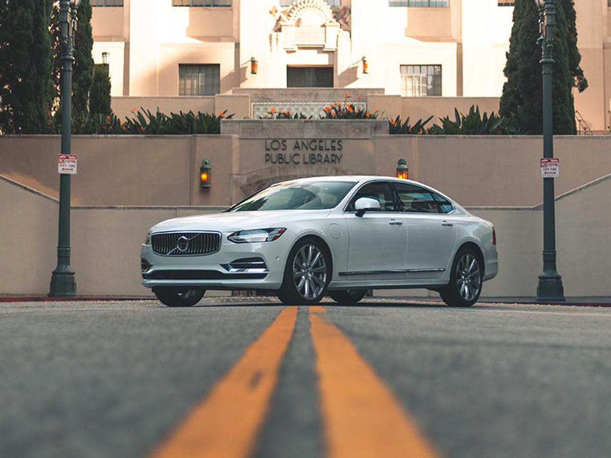 2019 Volvo S90 T8 review: Hold the charge - CNET