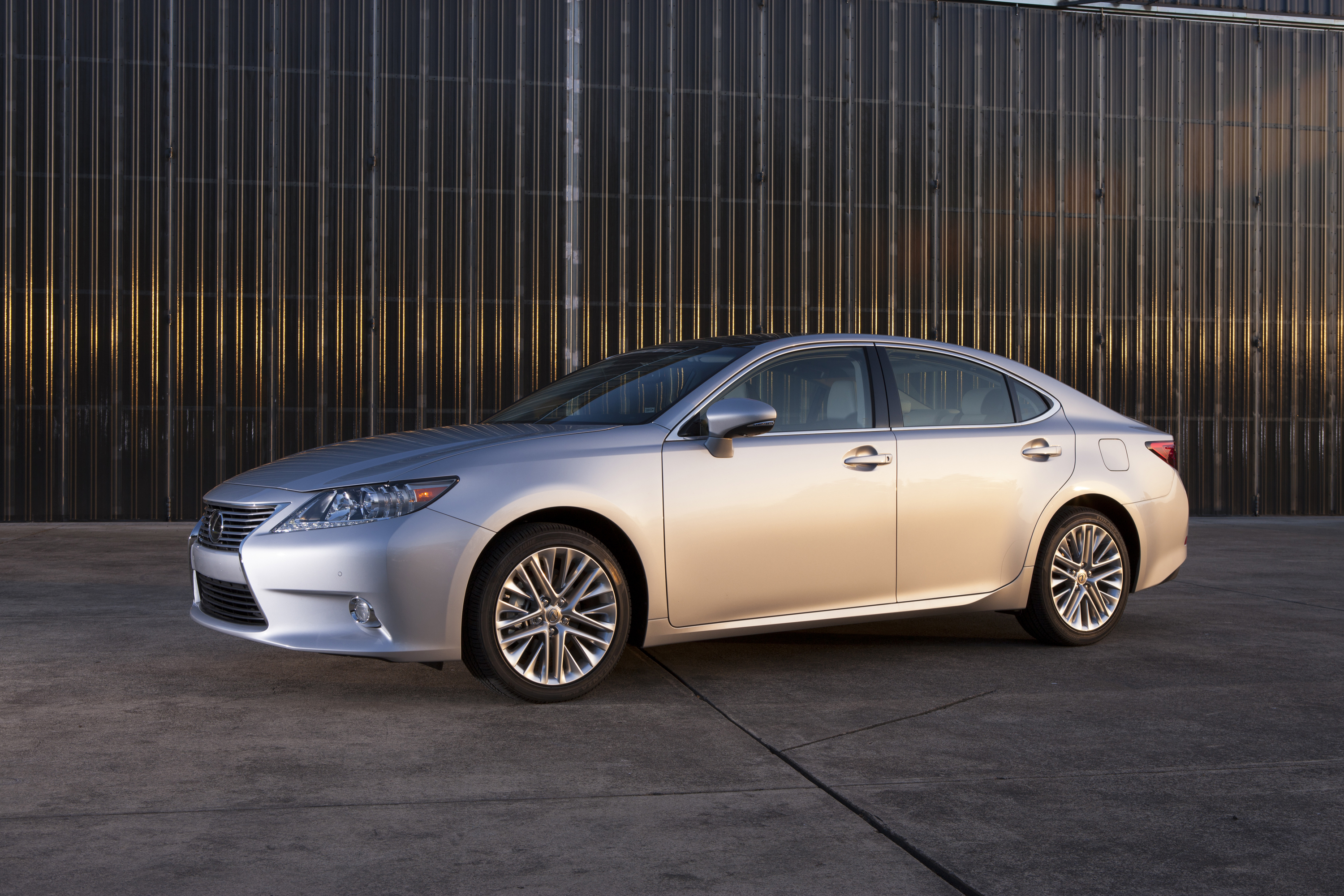 2013 - 2015 Lexus ES 350 002 - Lexus USA Newsroom