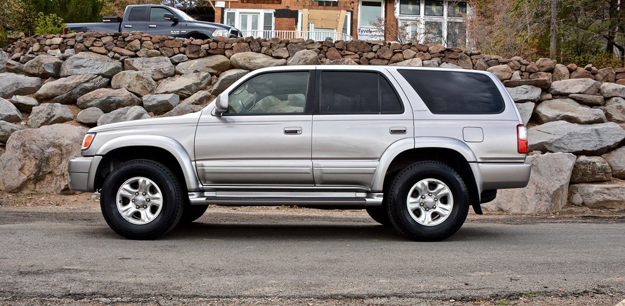 Everything You Should Know Before Buying A 2002 Toyota 4Runner