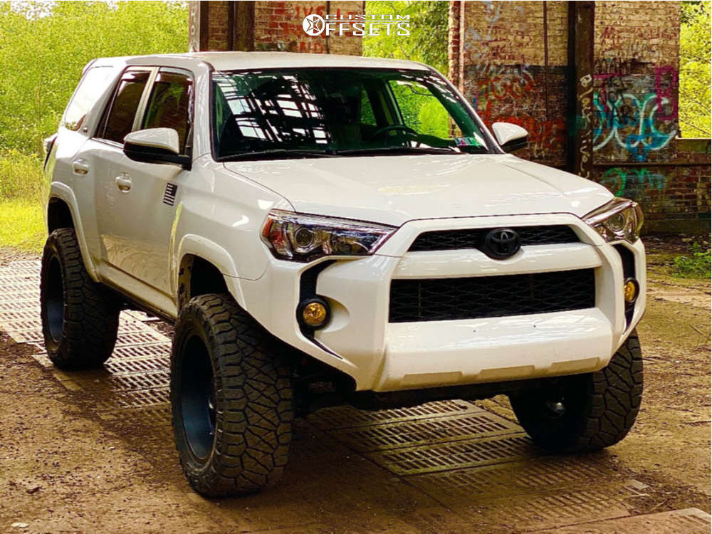 2014 Toyota 4Runner with 20x12 -44 Ultra Menace and 33/12.5R20 Nitto Ridge  Grappler and Suspension Lift 3" | Custom Offsets
