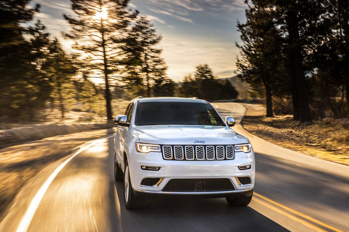 What Is the 2022 Jeep Grand Cherokee WK? | Cars.com