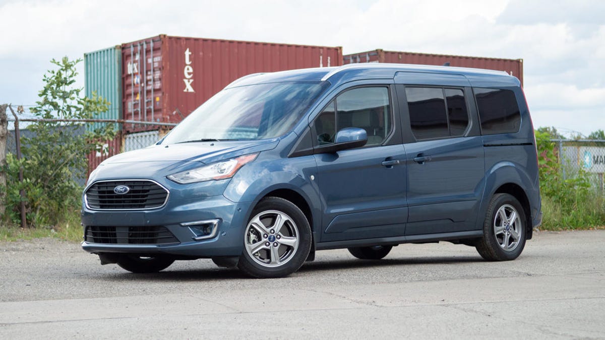 2019 Ford Transit Connect review: Solid van, so-so minivan - CNET