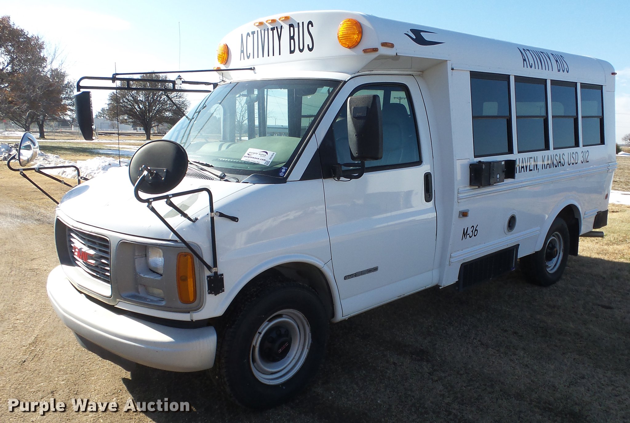 2000 GMC Savana G3500 school bus in Haven, KS | Item DG2838 sold | Purple  Wave