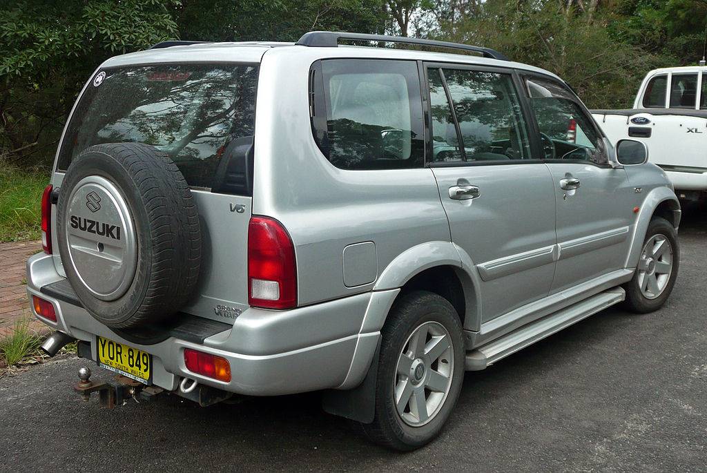 2002 Suzuki Grand Vitara JLX - 4dr SUV 2.5L V6 4x4 Manual