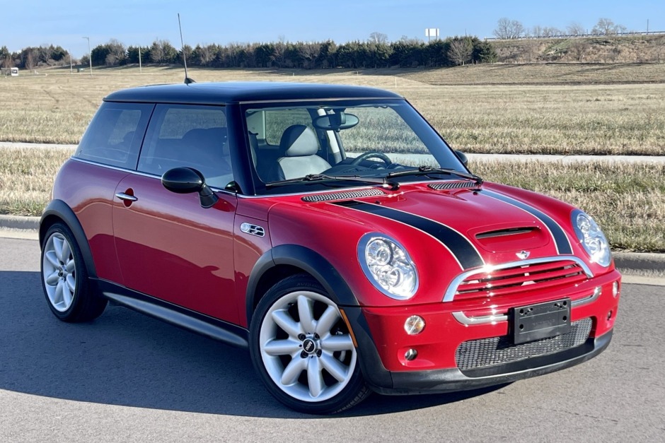 No Reserve: 23k-Mile 2005 Mini Cooper S for sale on BaT Auctions - sold for  $17,000 on December 20, 2021 (Lot #61,966) | Bring a Trailer