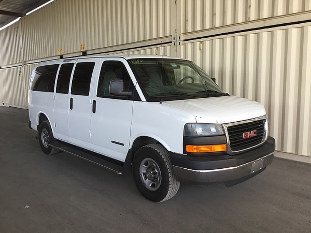 2005 GMC SAVANA 3500 | Cars & Vehicles Cars | Online Auctions | Proxibid