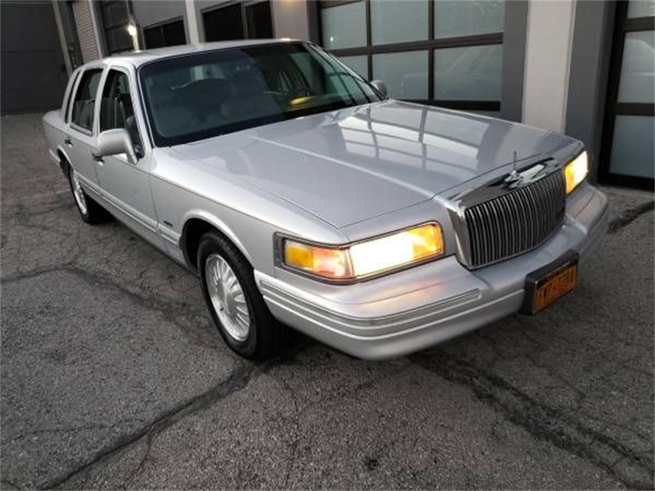 1997 Lincoln Continental for Sale | ClassicCars.com | CC-1415150