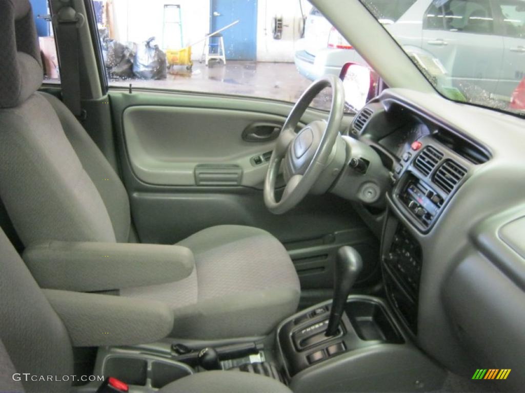 2004 Chevrolet Tracker 4WD interior Photo #38594969 | GTCarLot.com