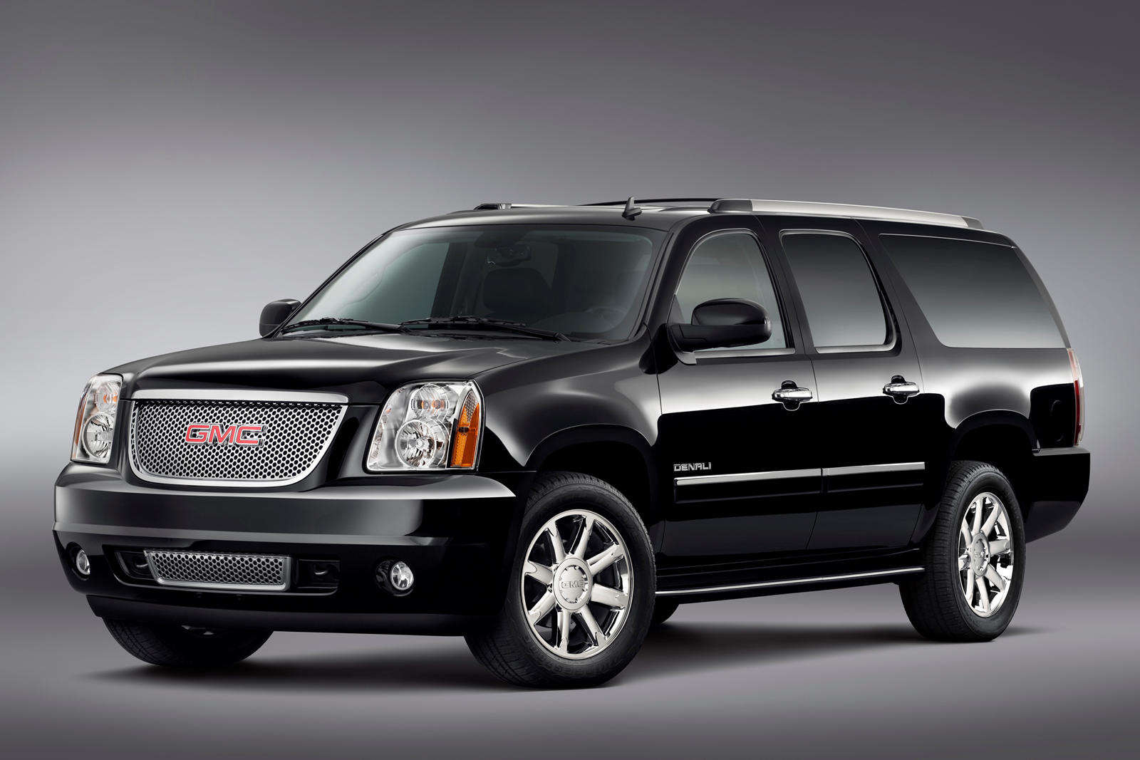 2008 GMC Yukon XL: Review, Trims, Specs, Price, New Interior Features,  Exterior Design, and Specifications | CarBuzz