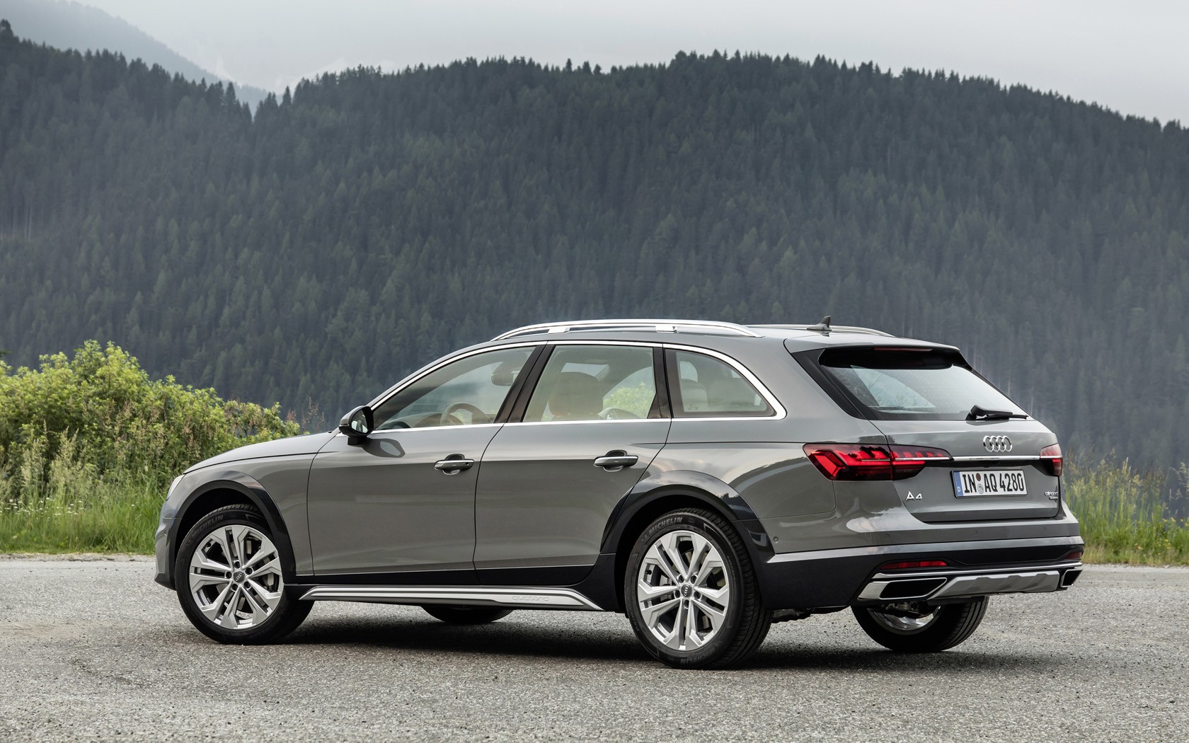 Here's a Detailed Look at the 2021 Audi A4 Allroad Prestige - autoevolution