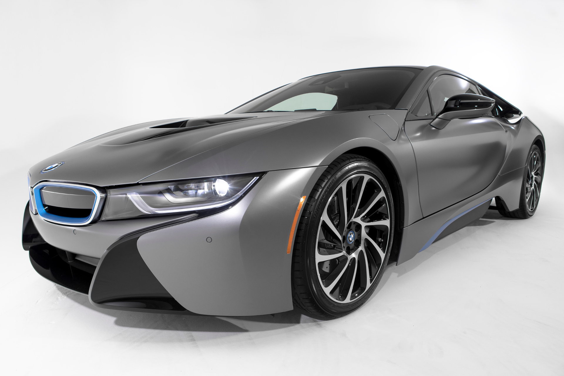 2014 BMW i8 Concours d´Elegance Edition in Frozen Grey