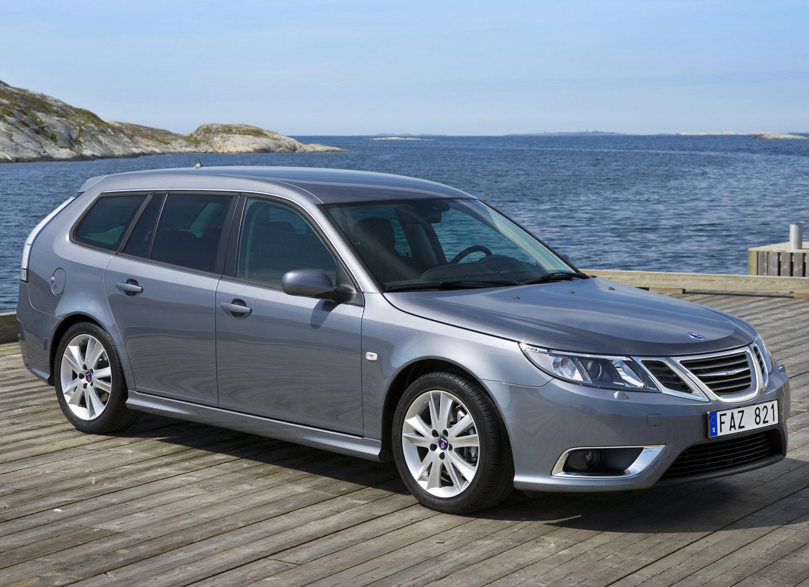 2011 Saab 9-3 Wagon Exterior Photos | CarBuzz