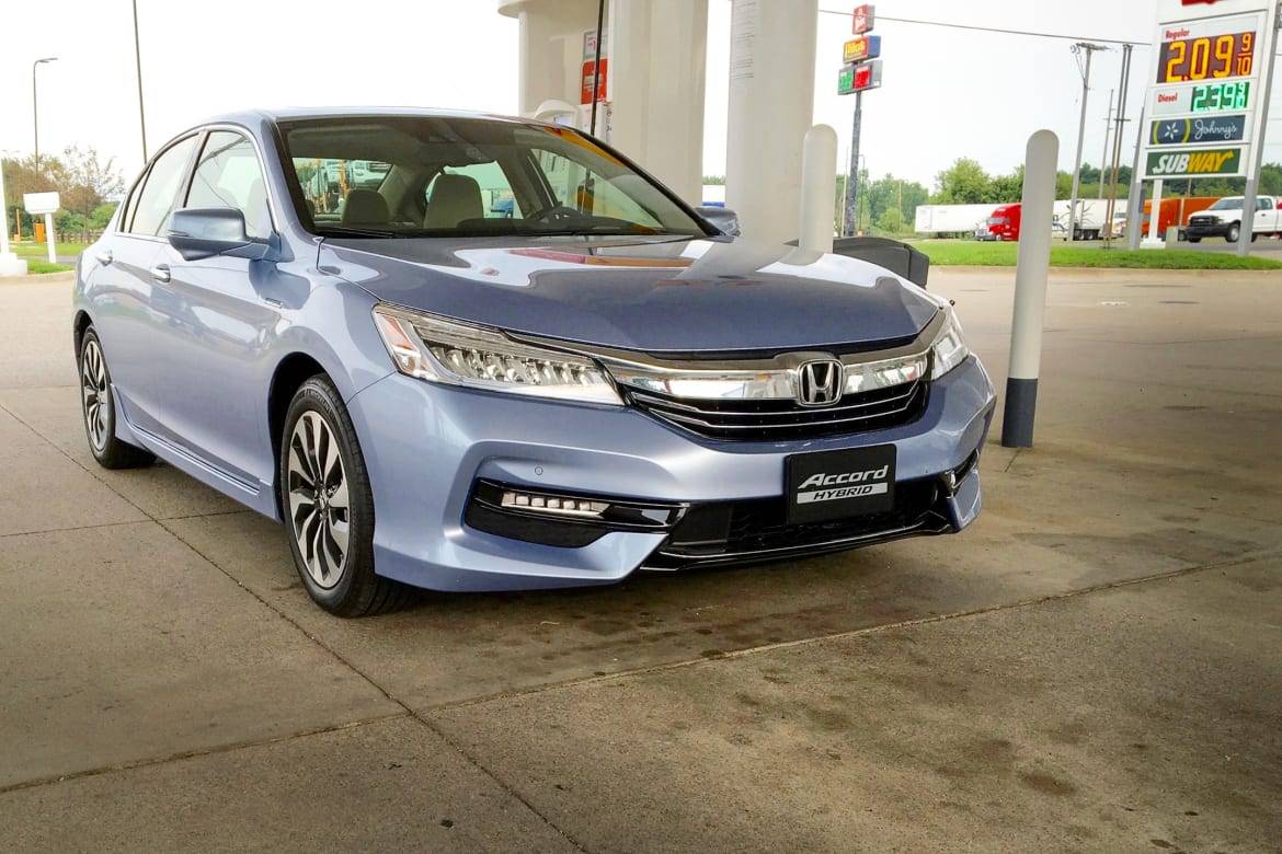 2017 Honda Accord Hybrid: Real-World Mileage | Cars.com