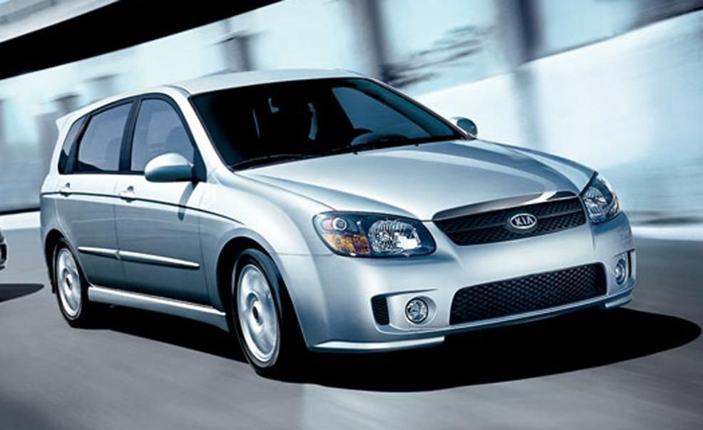 2009 Kia Spectra5 Review, Pricing, and Specs