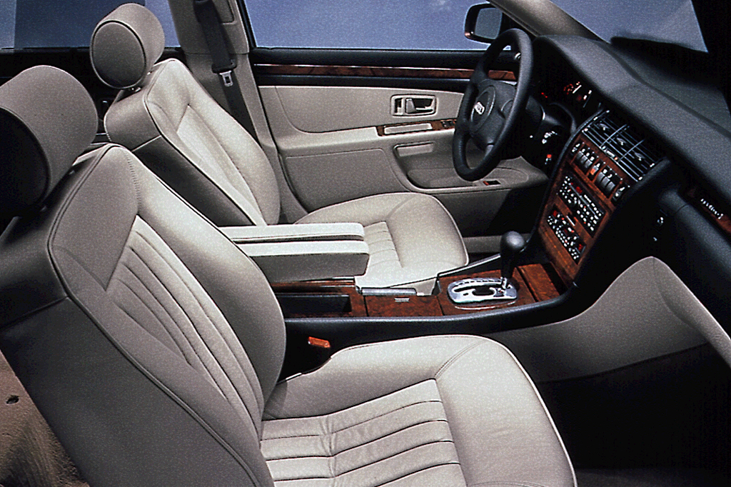 Curbside Classic: 1999 Audi A8 4.2 Quattro – Close, But No “Zigarre” |  Curbside Classic