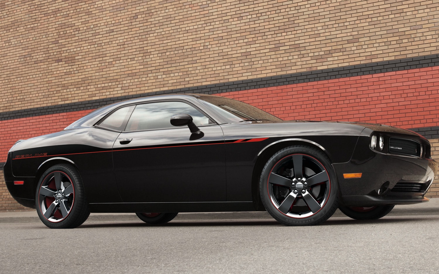 2013 Dodge Challenger R/T Redline to Carry $32,985 MSRP