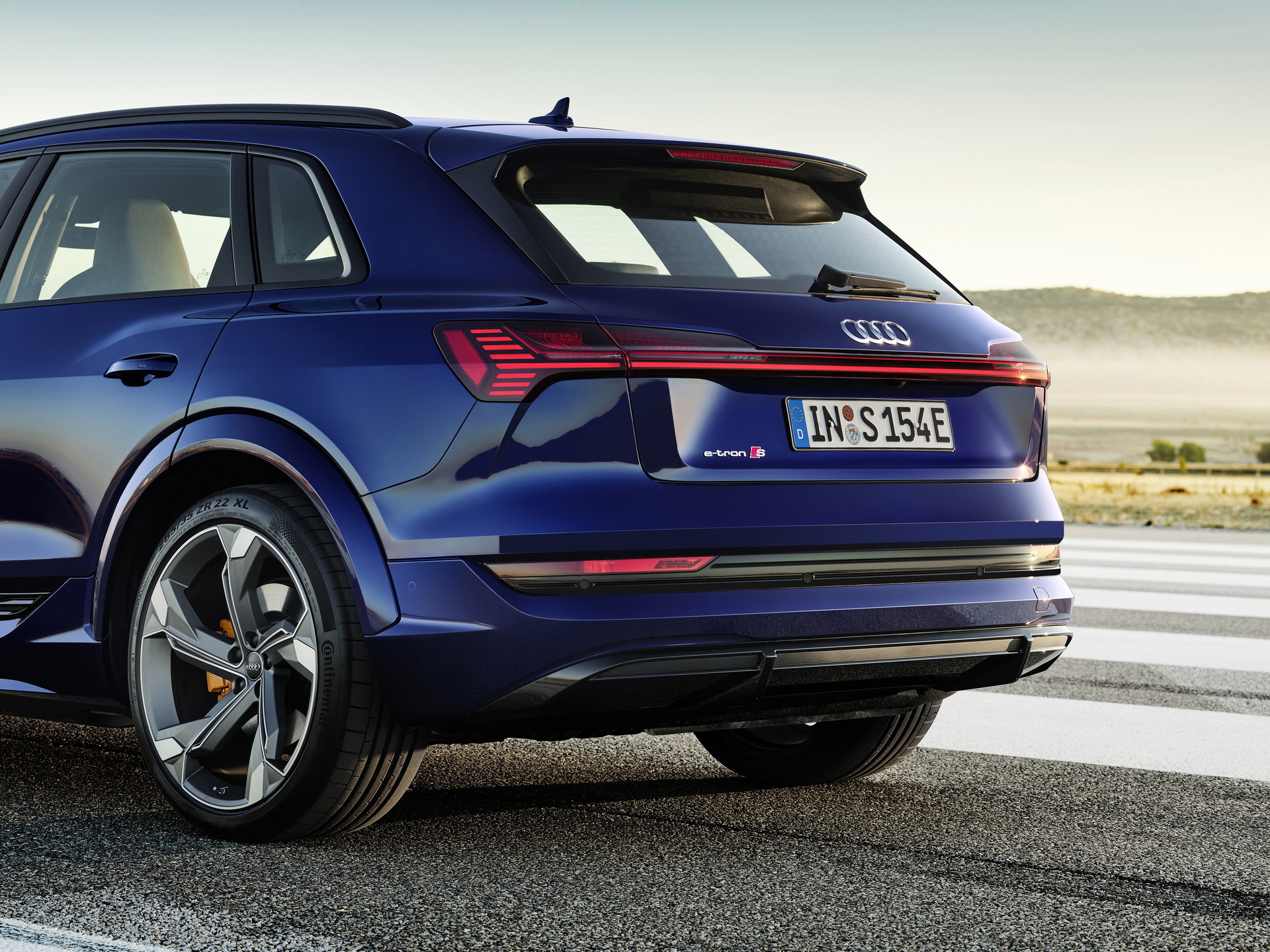 The 496 HP Audi E-tron S And E-tron S Sportback Will Start At $84,800 In  The U.S. | Carscoops