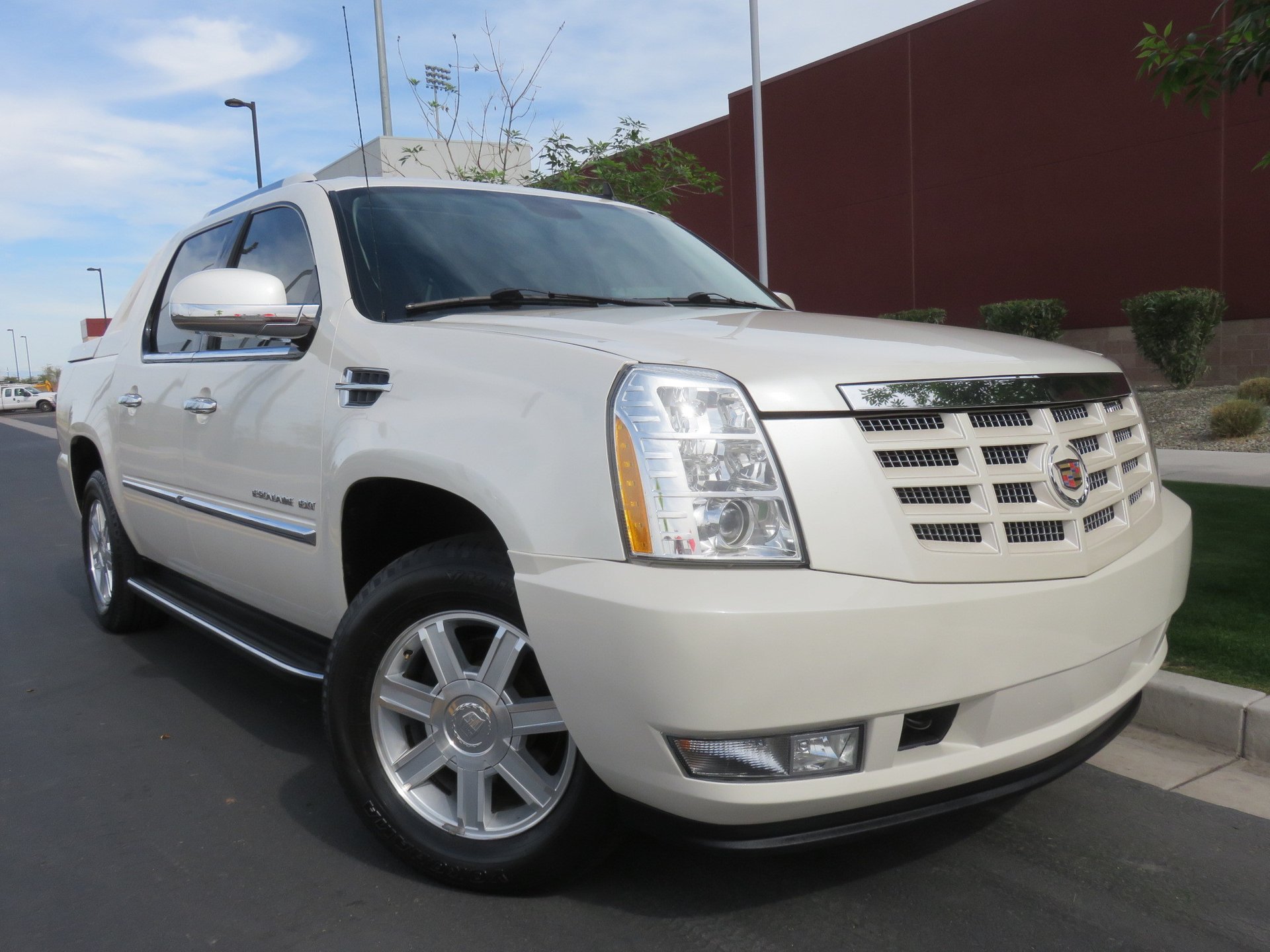 2013 Cadillac Escalade EXT | Canyon State Classics