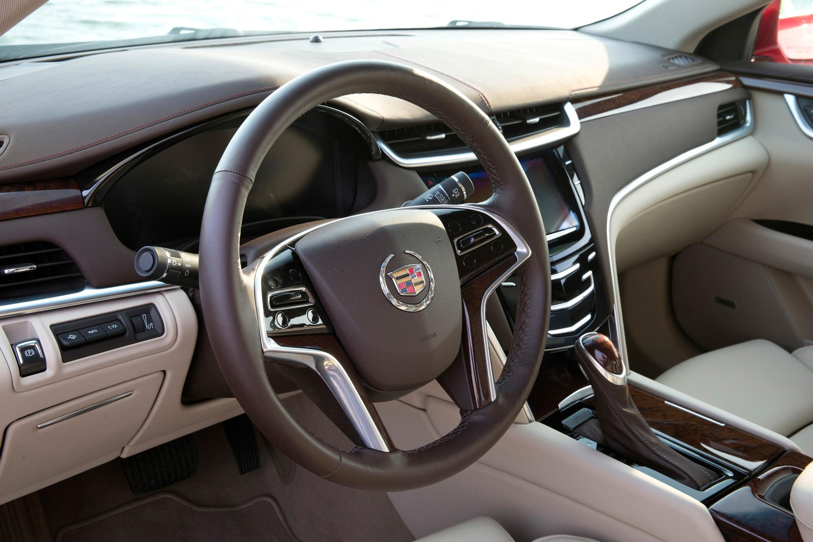 2017 Cadillac XTS Interior Photos | CarBuzz