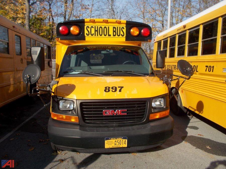 Auctions International - Auction: Wappingers CSD-NY #19735 ITEM: 2012 GMC  Savana 3500 Mini School Bus