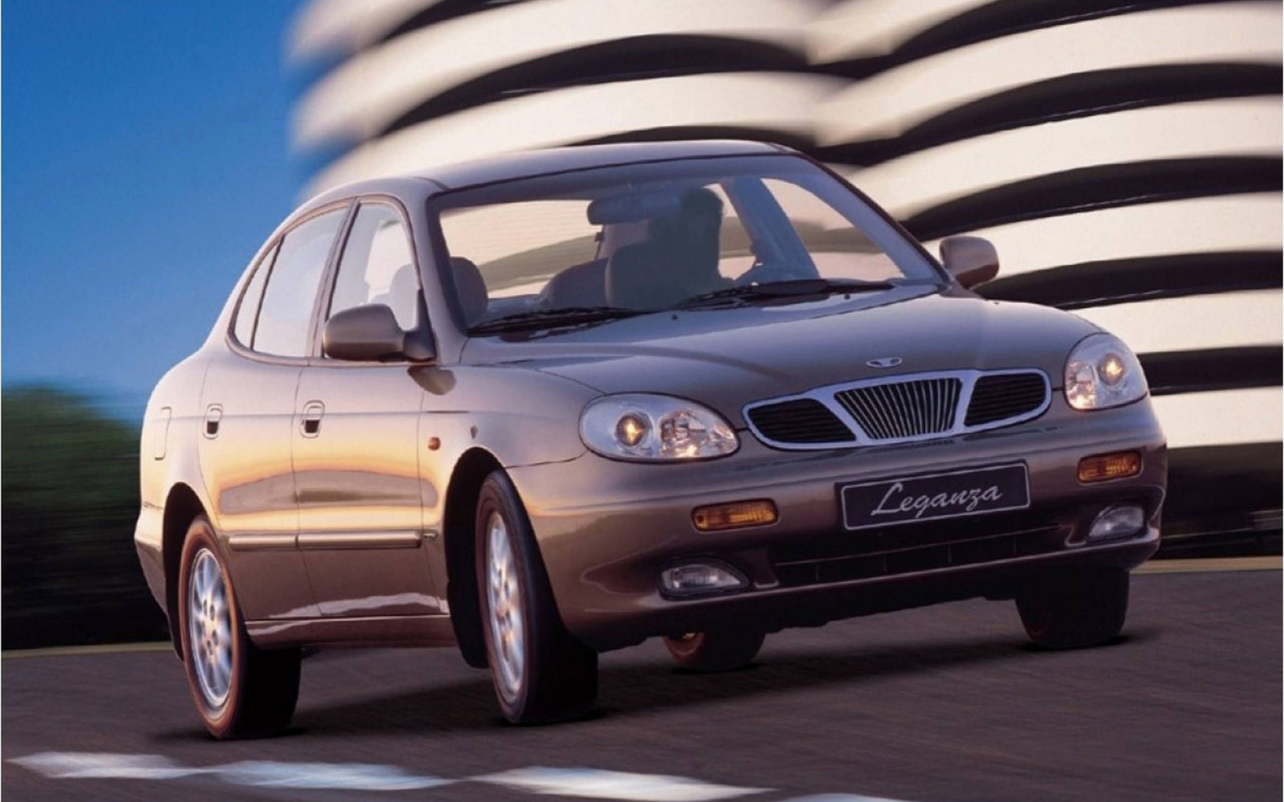 2000 Daewoo Leganza drive review